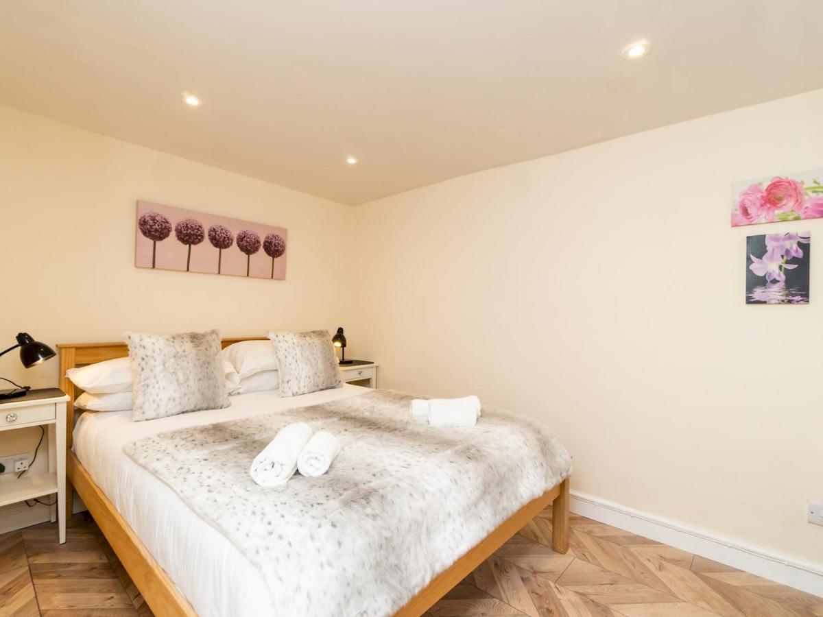 Pass The Keys Lovely 1 Bed Apartment With Free Parking Bath Luaran gambar